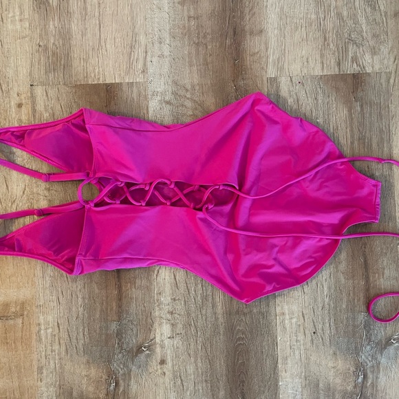 TA3 Plungey swimsuit - Picture 4 of 7